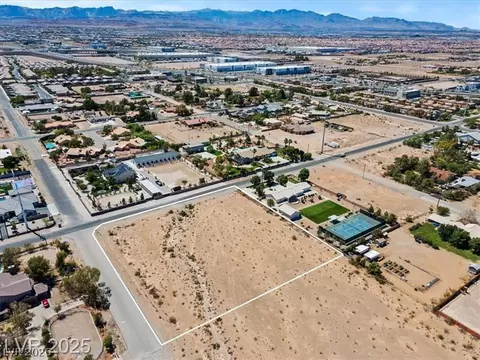 Edmond St, Las Vegas, NV 89139