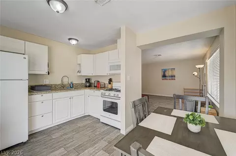 4016 Calle Paula, Las Vegas, NV 89103