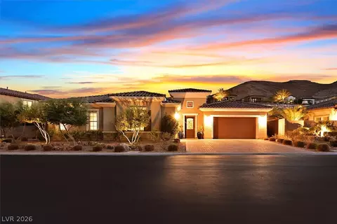 21 Grand Masters Dr, Las Vegas, NV 89141