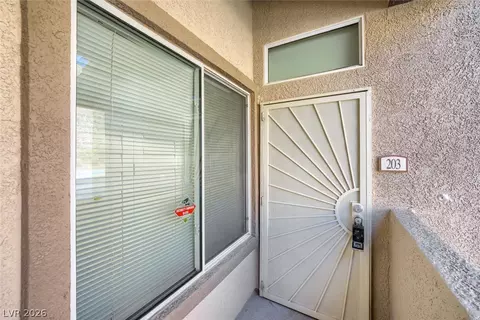 3545 Cactus Shadow St #203, Las Vegas, NV 89129