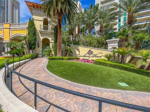 2877 Paradise Rd #2802, Las Vegas, NV 89109