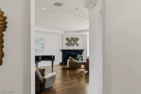 2877 Paradise Rd #2802, Las Vegas, NV 89109