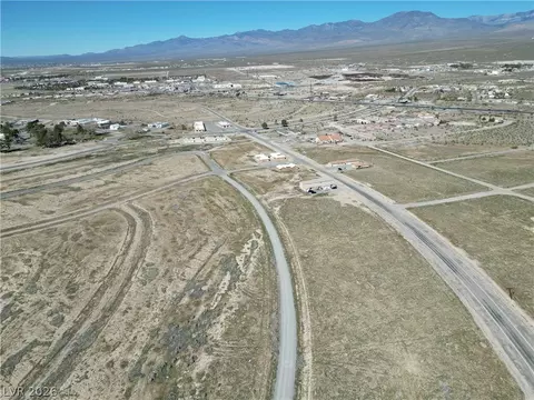 2061 E Ironhorse St, Pahrump, NV 89048