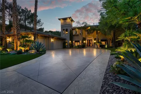 9512 Tournament Canyon Dr, Las Vegas, NV 89144
