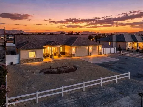 3040 S Spy Glass Ave, Pahrump, NV 89048