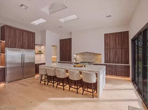 3 Isleworth Dr, Henderson, NV 89052