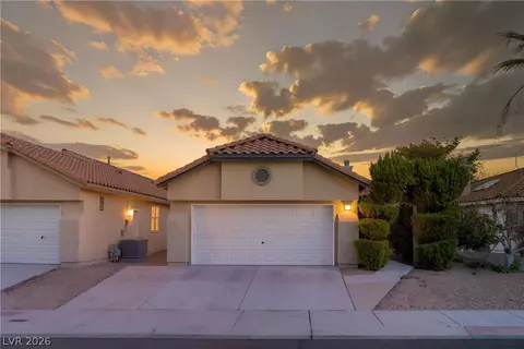1904 Betsy Ross Dr, Las Vegas, NV 89108