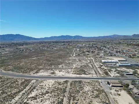 2090 S Pahrump Valley Blvd, Pahrump, NV 89048