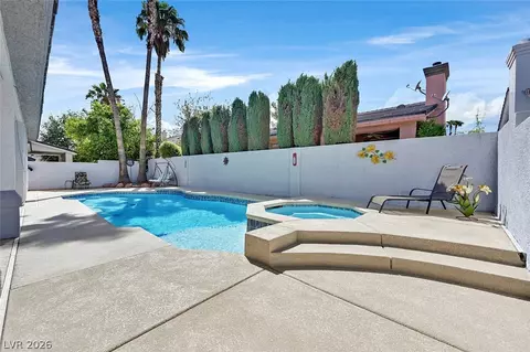 5413 Goldbrush St, Las Vegas, NV 89130