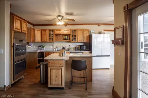 Kitchen - 560 Bonelli Ave, Overton, NV 89040 photo 1 of 3