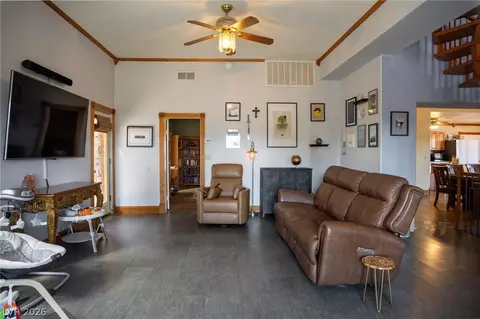 Living - 560 Bonelli Ave, Overton, NV 89040 photo 1 of 2