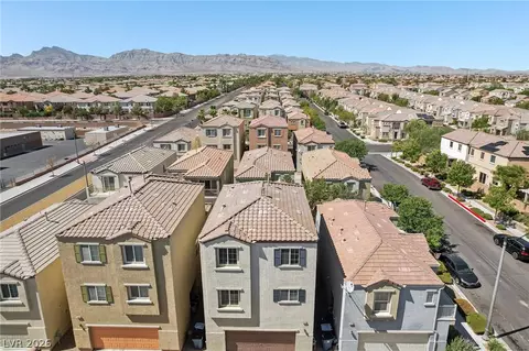 7413 Beguiling Ct, Las Vegas, NV 89149