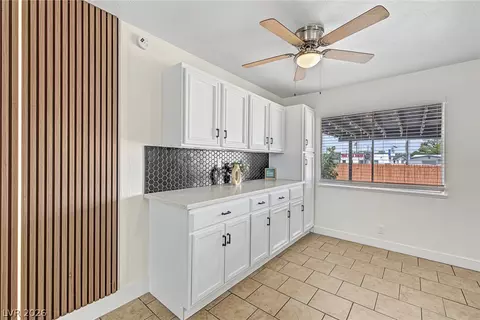 6100 Preston Cir, Las Vegas, NV 89107