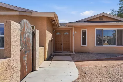 212 Spanish Dr, Las Vegas, NV 89110