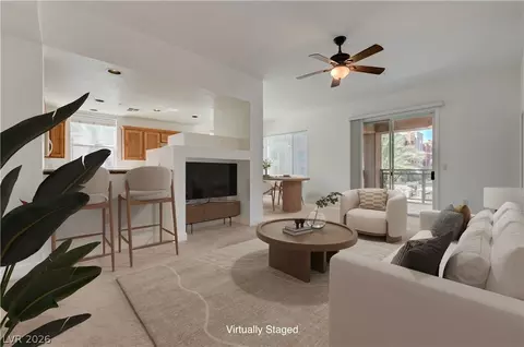83 E Agate Ave #302, Las Vegas, NV 89123
