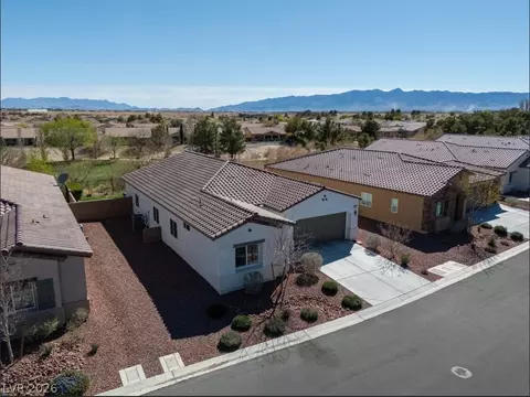 5675 E La Campana Dr, Pahrump, NV 89061