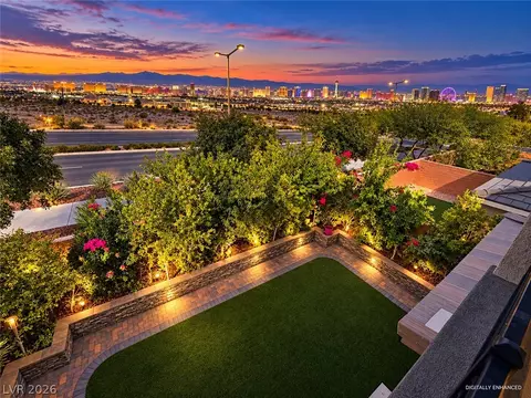 10676 Glowing Dawn Ave, Las Vegas, NV 89135
