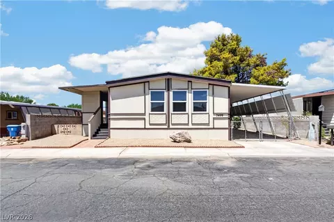 3499 Katmai Dr, Las Vegas, NV 89122