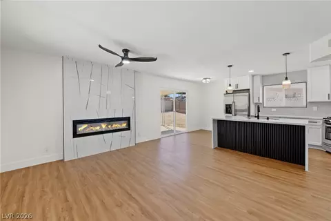 5257 Fairfax Cir, Las Vegas, NV 89120