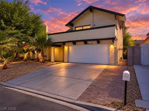 4760 Woodridge Rd, Las Vegas, NV 89121