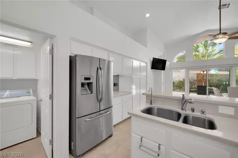 Other - 2154 Eaglepath Cir, Henderson, NV 89074 photo 4 of 10