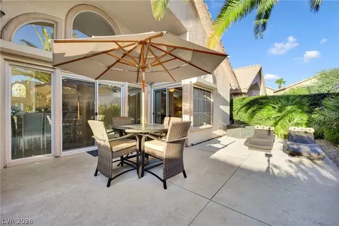 Exterior - 2154 Eaglepath Cir, Henderson, NV 89074 photo 3 of 8