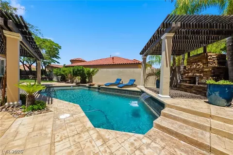 1360 Panini Dr, Henderson, NV 89052
