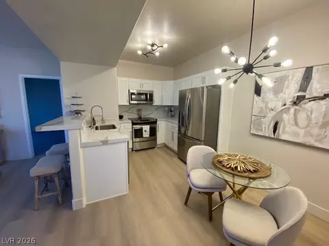 2131 Hussium Hills St #208, Las Vegas, NV 89108