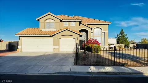 4800 N Golfridge Dr, Las Vegas, NV 89130