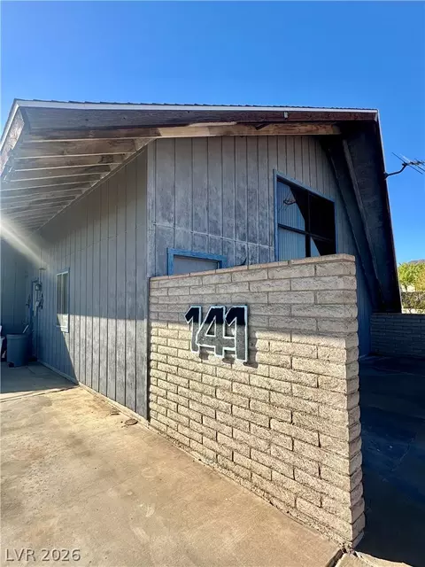 141 W Country Club Dr, Henderson, NV 89015