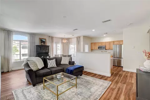 1520 Ruby Cliffs Ln #203, Las Vegas, NV 89144