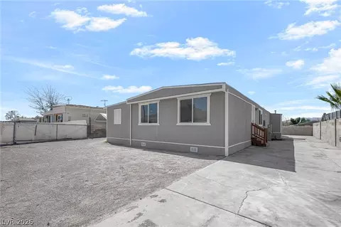 2233 Toiyabe St, Las Vegas, NV 89156