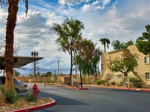 1852 N Decatur Blvd #101, Las Vegas, NV 89108