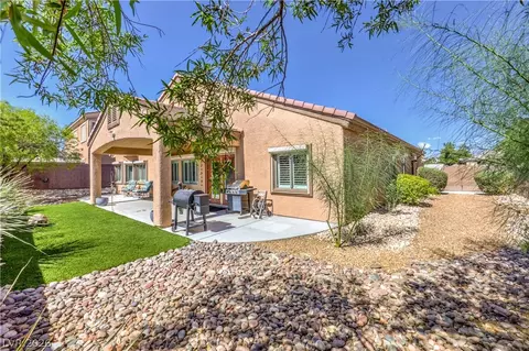 8327 Bowman Woods Cir, Las Vegas, NV 89129