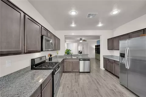 312 Casmailia Ave, North Las Vegas, NV 89031