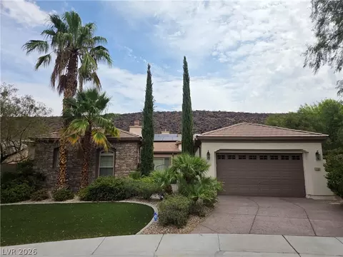 2104 Pont National Dr, Henderson, NV 89044