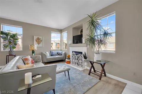 7717 Constanso Ave #203, Las Vegas, NV 89128