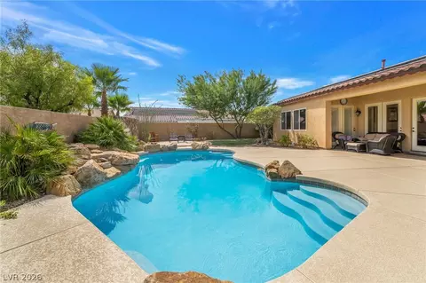 7904 Galloping Hills St, Las Vegas, NV 89113