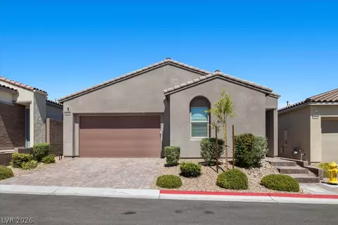 82 Nine Mile Creek Dr, Las Vegas, NV 89138