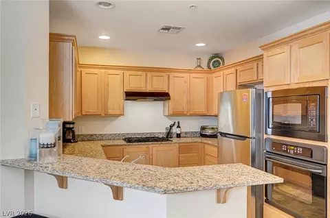 87 E Agate Ave #301, Las Vegas, NV 89123
