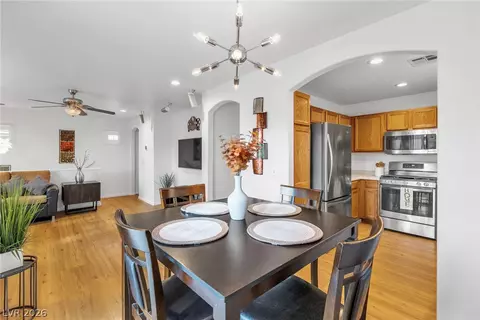 10470 Fancy Fern St, Las Vegas, NV 89183