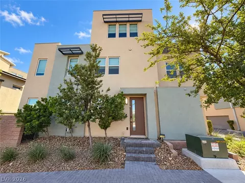 11405 Gravitation Dr, Las Vegas, NV 89135