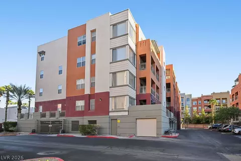 47 E Agate Ave #301, Las Vegas, NV 89123