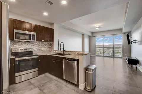 8255 Las Vegas Blvd #1504, Las Vegas, NV 89123