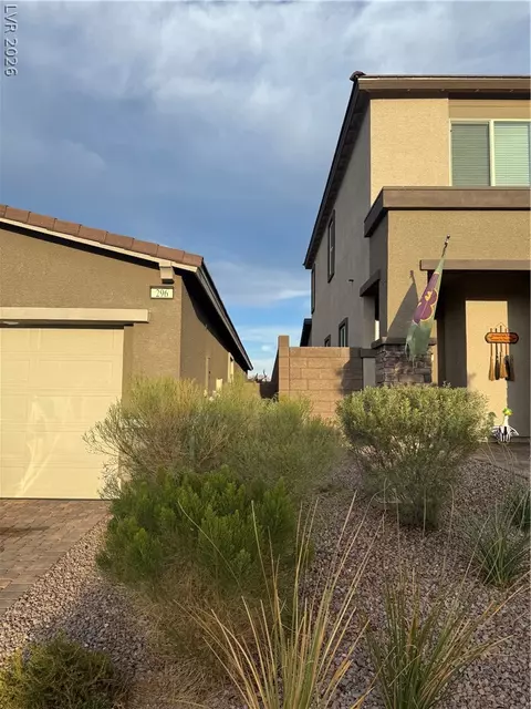 296 Fossil Falls St, Henderson, NV 89015
