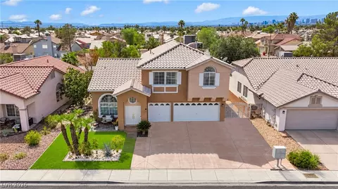 1723 English Rose Dr, Las Vegas, NV 89142