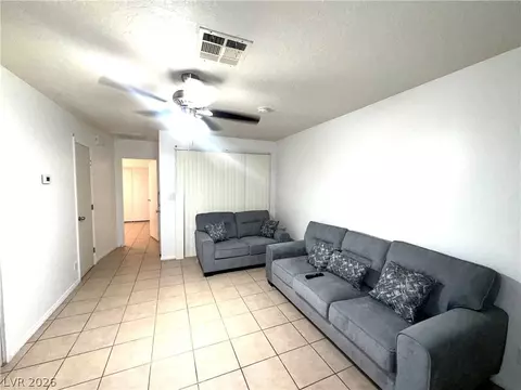 461 N Lamb Blvd #B, Las Vegas, NV 89110