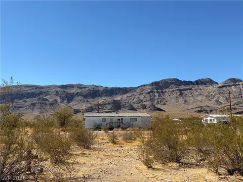 1730 W Duck St, Pahrump, NV 89060