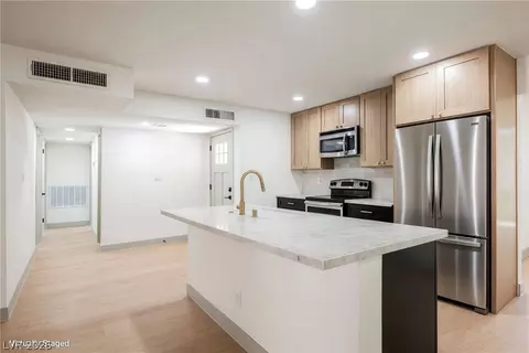 412 Gilday Ave, North Las Vegas, NV 89030