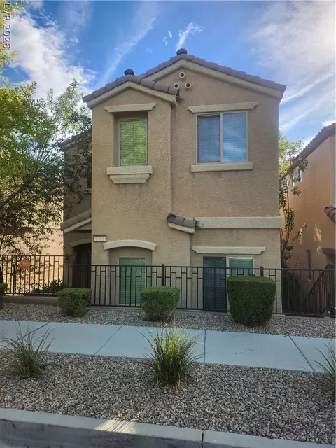 7717 Twirling Yarn Ct, Las Vegas, NV 89149